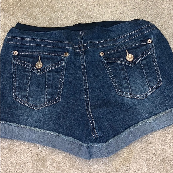 Maternity shorts - Picture 5 of 6